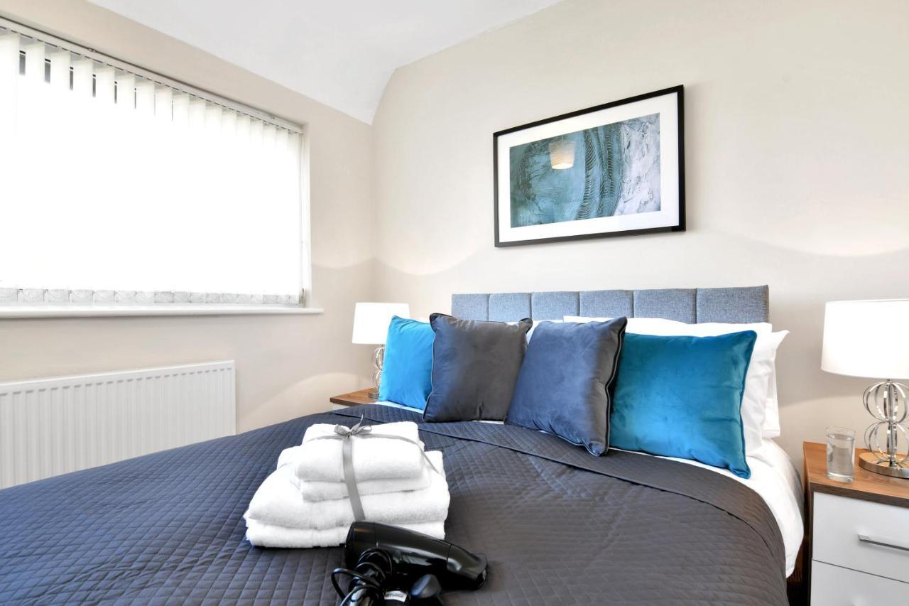 Xclusive Living Stay Near Airport & Nec, The Whitecroft Sheldon  Экстерьер фото